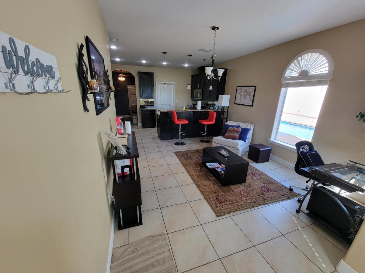 Modern, Private, Smart 4 Bedroom Condo In Desirable Location In Mcallen With Pool! 外观 照片